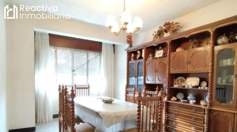 La Coruña - Santiago de Compostela - 329m2