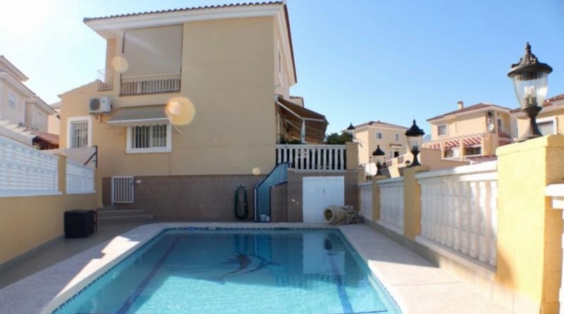 Alicante - La Nucía - 650m2