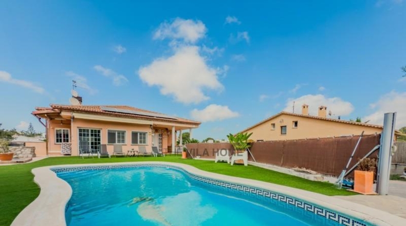 Barcelona - Canyelles - 948m2