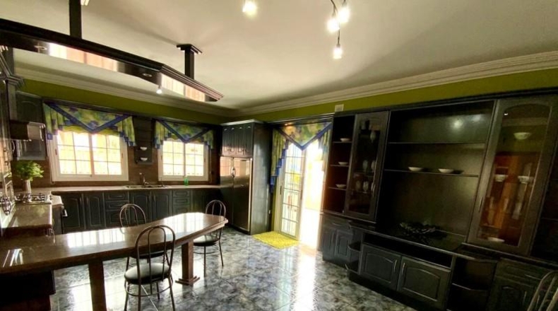 Santa Cruz de Tenerife - Icod de los Vinos - 369m2