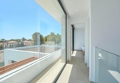 Chalet independiente con terreno en venta en la España, L'Alfàs del Pi, ref: TR340280 foto