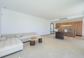 Chalet independiente con terreno en venta en la España, L'Alfàs del Pi, ref: TR340280 foto