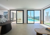 Chalet independiente con terreno en venta en la España, L'Alfàs del Pi, ref: TR340280 foto