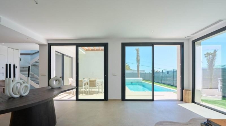 Alicante - Alfaz del Pi - 393m2