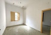Отдельно стоящий дом с участком на продажу в городе Dénia Фото