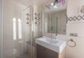 Casa de pueblo en venta en la España, Granada, ref: TR352423 foto