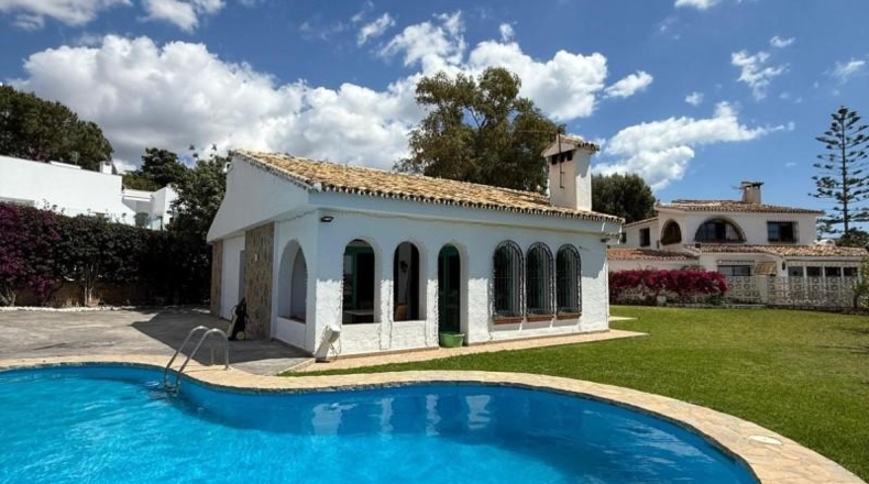 Málaga - Benalmádena - 701m2