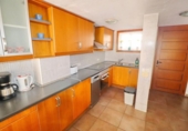 Xalet independent amb terreny en venda a la España, Arona, ref.: TR140281 foto