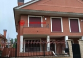 Chalet independiente con terreno en venta en la España, Burgos, ref: TR312686 foto