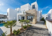 Chalet independiente con terreno en venta en la España, Los Alcázares, ref: TR138512 foto