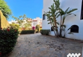 Xalet independent amb terreny en venda a la España, Estepona, ref.: TR166887 foto