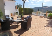 Xalet independent amb terreny en venda a la España, Iznájar, ref.: TR235646 foto