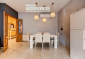 Дом с участком на продажу в городе Vilanova del Camí Фото