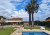 Chalet independiente con terreno en venta en la España, Santa Pola, ref: TR368935 foto