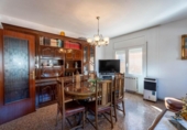 Chalet independiente con terreno en venta en la España, Rubí, ref: TR391489 foto