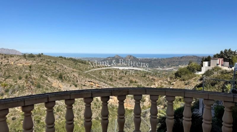 Alicante - Pedreguer - 686m2