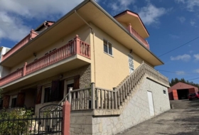 Guitiriz 334&nbsp;m² 