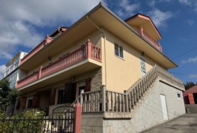Guitiriz 334&nbsp;m² 