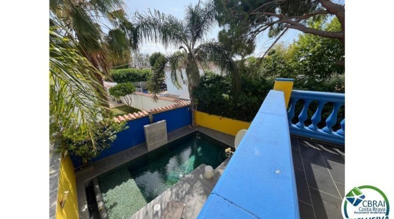 Gerona - Empuriabrava - 267m2