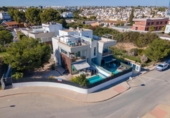 Chalet independiente con terreno en venta en la España, Orihuela, ref: TR277725 foto