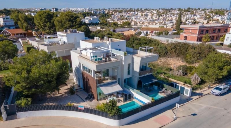 Alicante - Cabo Roig - 371m2