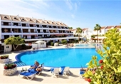 Chalet independiente con terreno en venta en la España, Arona, ref: TR140280 foto