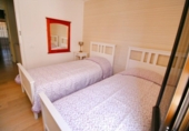 Chalet independiente con terreno en venta en la España, Arona, ref: TR140280 foto