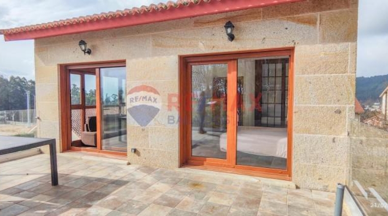 Pontevedra - Sanxenxo - 687m2