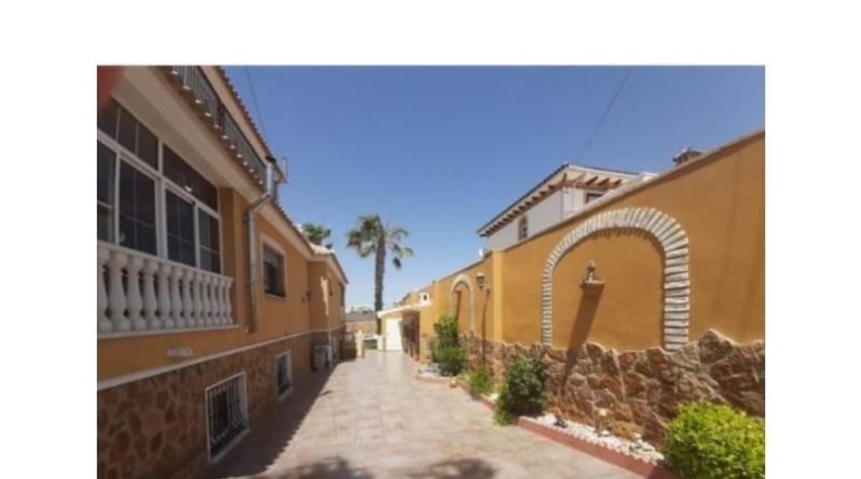 Alicante - Torrevella - 400m2