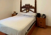 Chalet independiente con terreno en venta en la España, La Zubia, ref: TR359950 foto