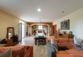 Отдельно стоящий дом с участком на продажу в городе Альсира Фото