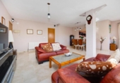 Chalet independiente con terreno en venta en la España, Orihuela, ref: TR348425 foto