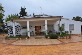 Lucena 2700&nbsp;m²