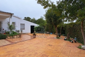 Lucena 2700&nbsp;m²