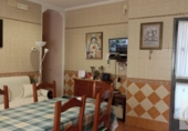 Отдельно стоящий дом с участком на продажу в городе Marmolejo Фото