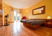Chalet independiente con terreno en venta en la España, Deltebre, ref: TR350831 foto