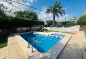 Xalet independent amb terreny en venda a la España, Benicàssim, ref.: TR310225 foto
