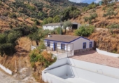 Casa amb terreny en venda a la España, Guaro, ref.: TR317849 foto