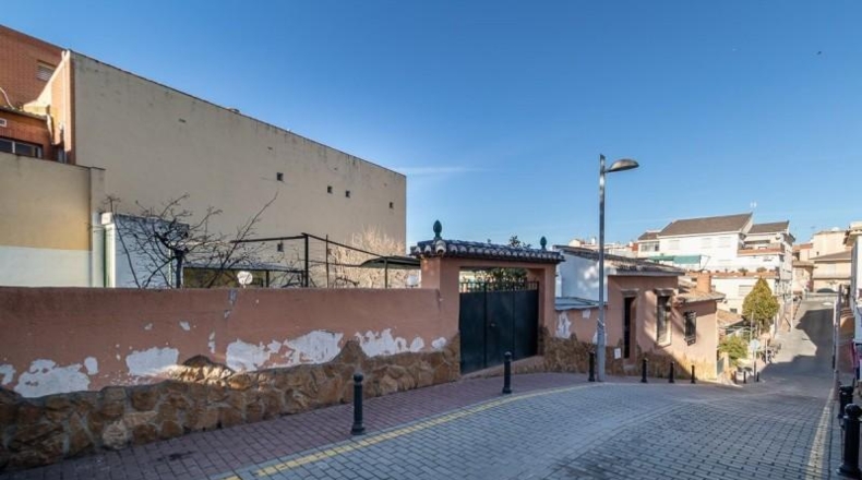 Granada - Huétor Vega - 616m2