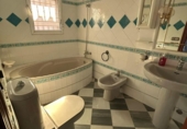 Chalet independiente con terreno en venta en la España, Utrera, ref: TR312844 foto