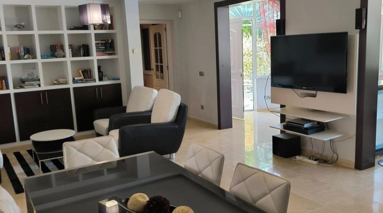 Alicante - Torrevieja - 1100m2