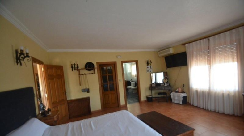 Alicante - Jacarilla - 730m2