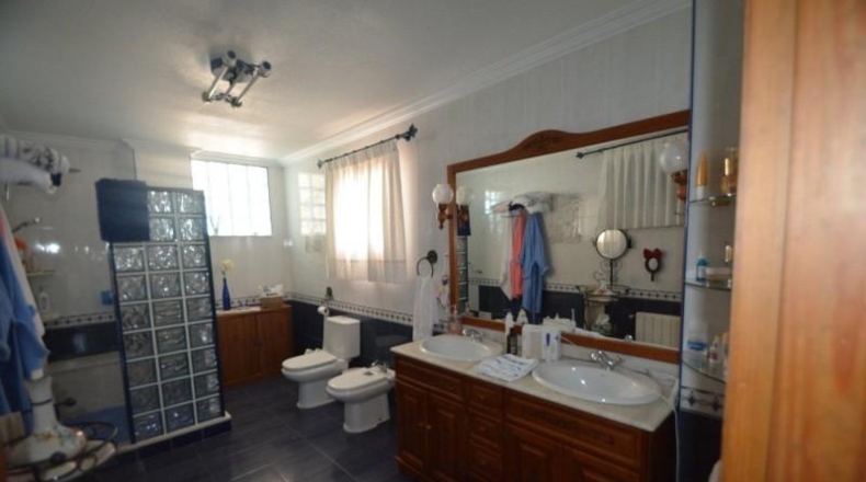 Alicante - Jacarilla - 730m2