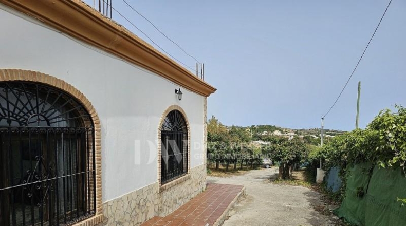 Málaga - Vélez-Málaga - 11500m2