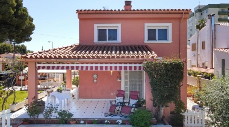 Castellón - Benicasim - 552m2