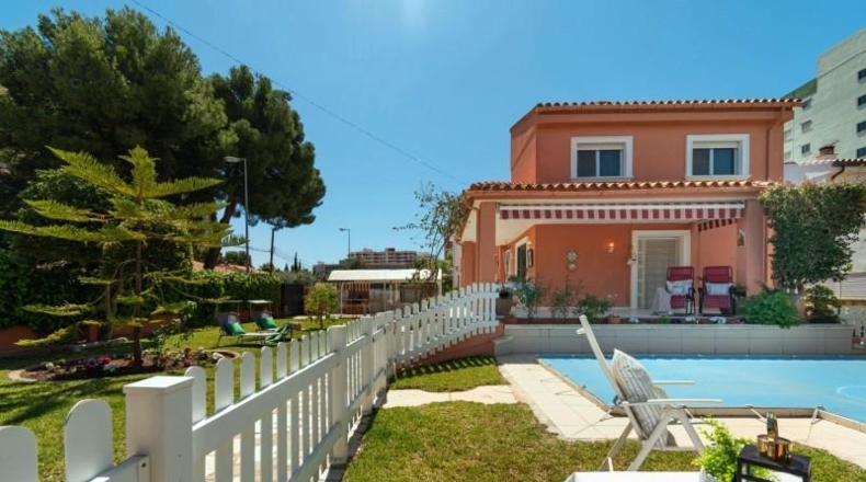 Castellón - Benicasim - 552m2