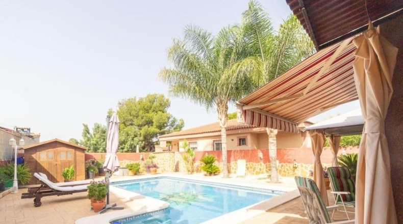 Valencia - Nàquera / Náquera - 550m2