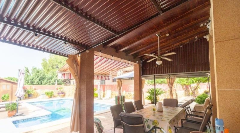 Valencia - Nàquera / Náquera - 550m2
