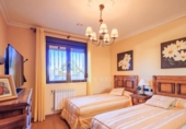 Chalet independiente con terreno en venta en la España, Orihuela, ref: TR154266 foto