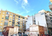Участок с постройкой на продажу в городе Orihuela Фото